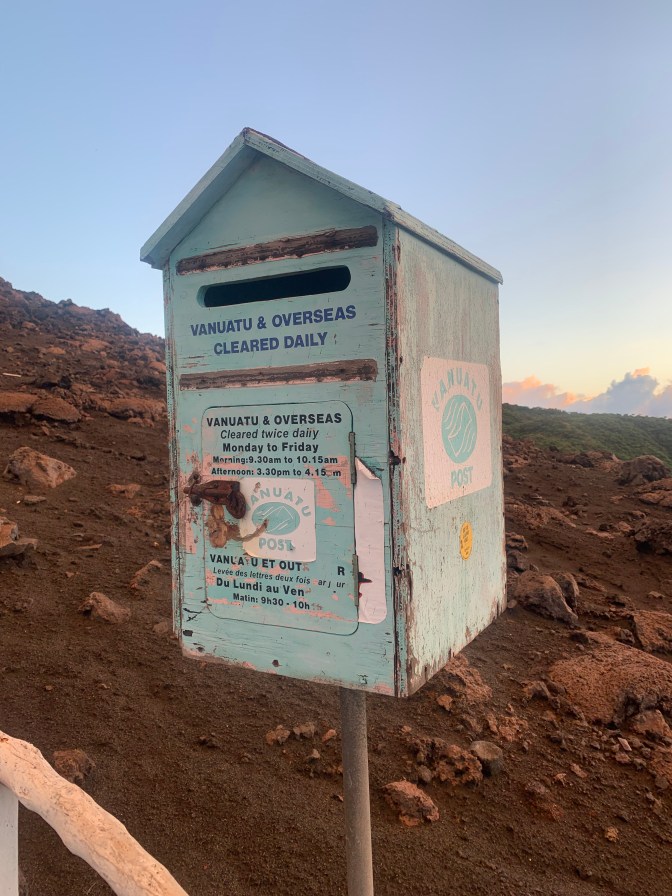 2556D14B-A1E4-4F2C-B751-B0F4EADDBBBF