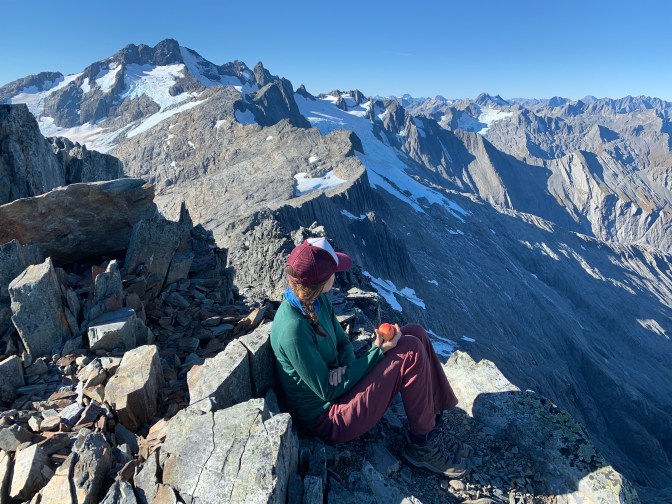 CFB57109-2BB9-4F43-9B1F-49B6B6E1573C