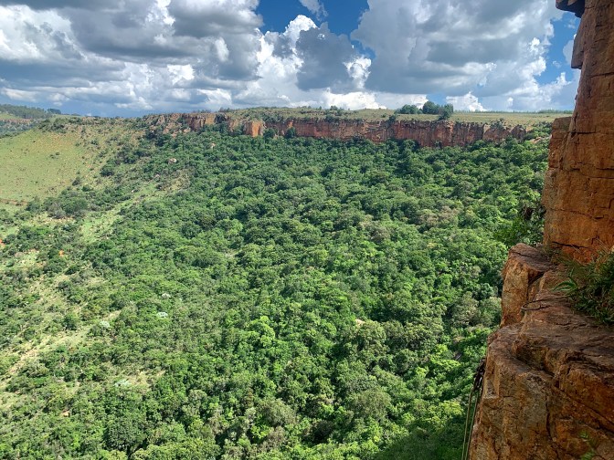 FB83B14E-60D2-406A-9E43-C5E82B5CF569